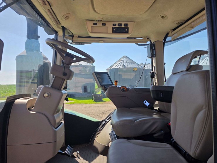 2021-john-deere-9570rx-image-91