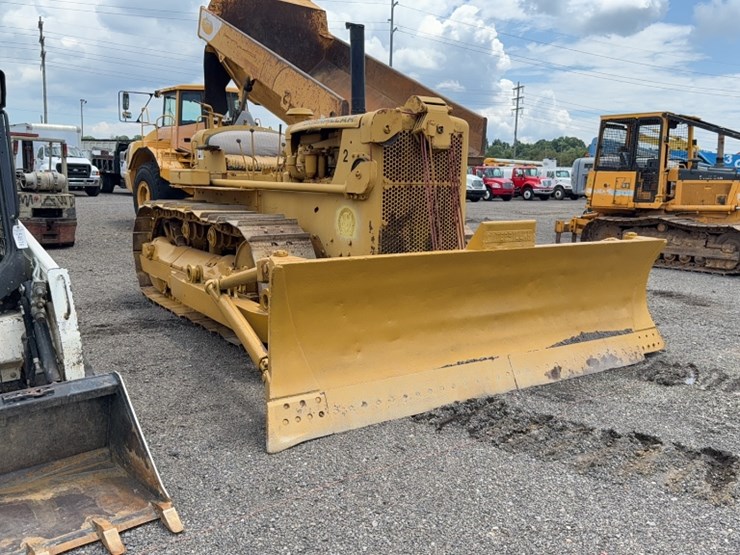 caterpillar-d7-image-3