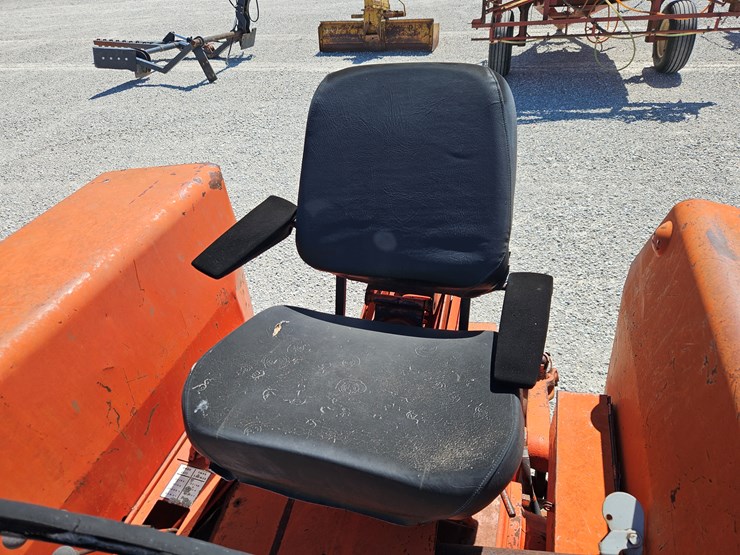 #201920-•-allis-chalmers-180-tractor-image-7