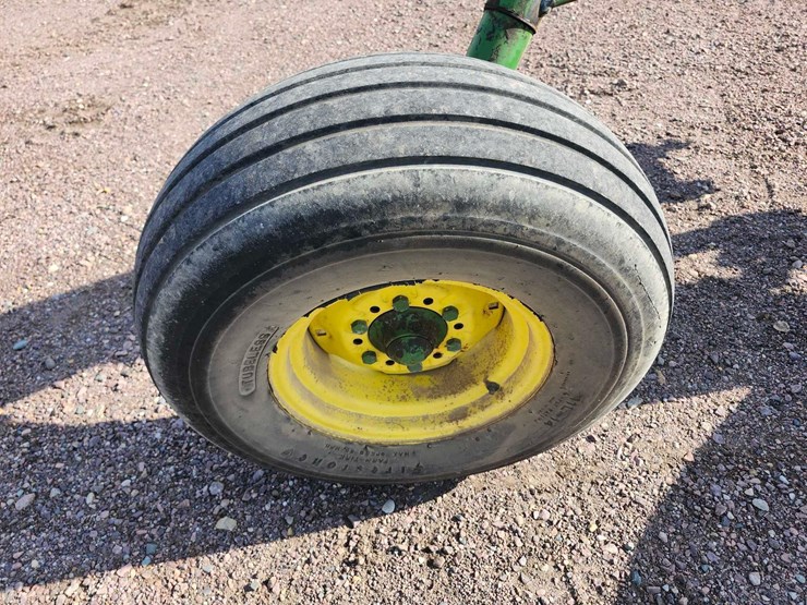 john-deere-2700-image-7