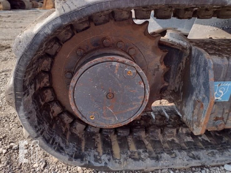 2022-deere-30g-image-35