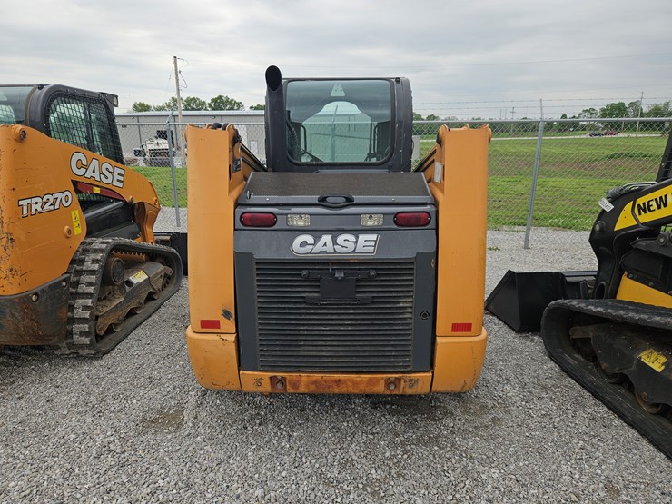 2016-case-sr210-image-13