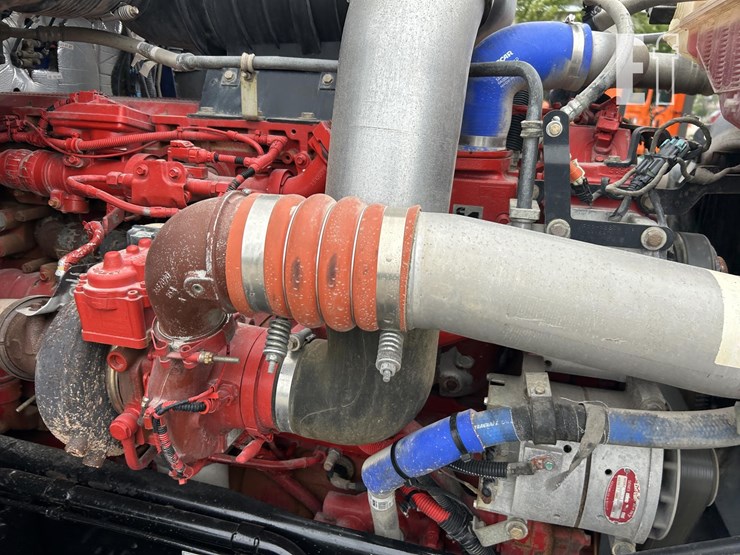 2019-kenworth-t800-image-34