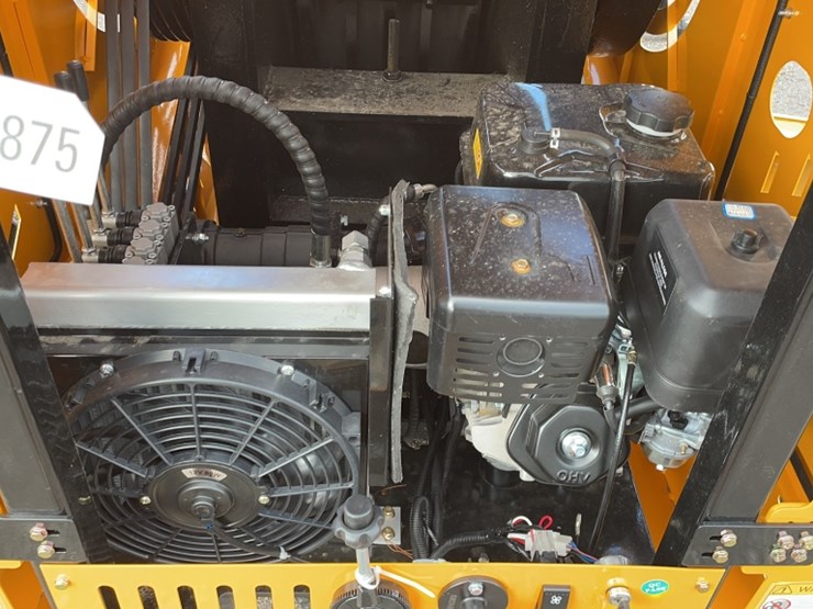 #2014-•-2025-sk-ssj430j-track-jaw-crusher-image-5