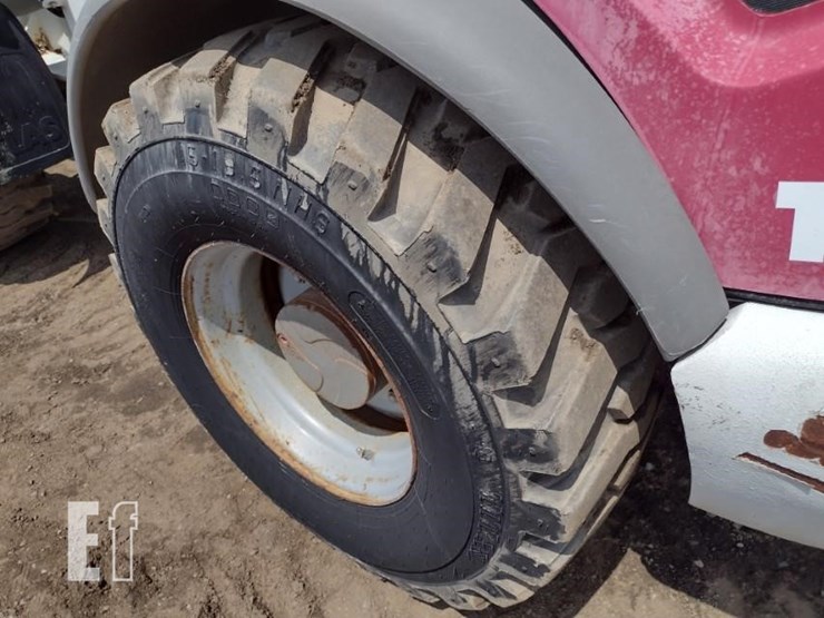 2012-takeuchi-tw65-image-22