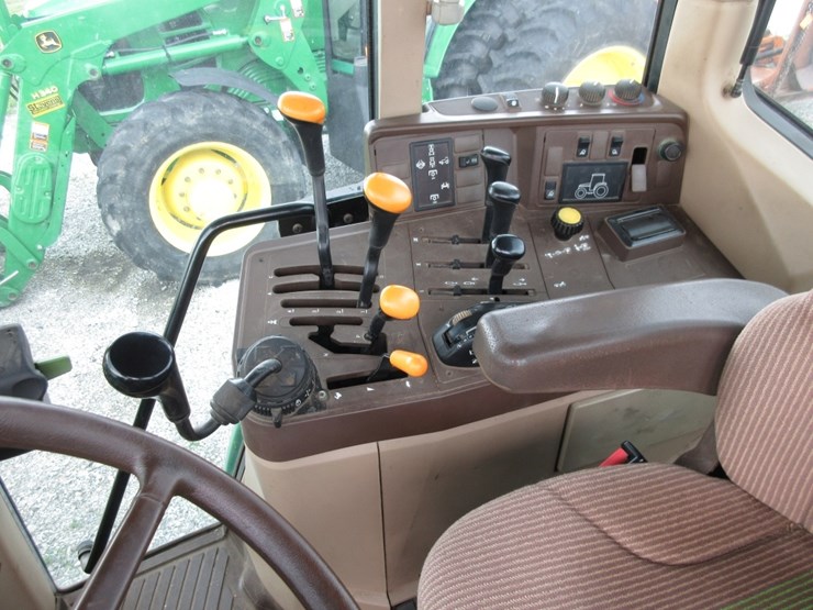 john-deere-6410-image-16