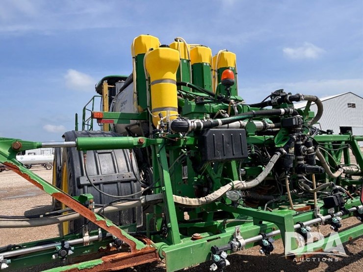 2017-john-deere-r4045-image-10