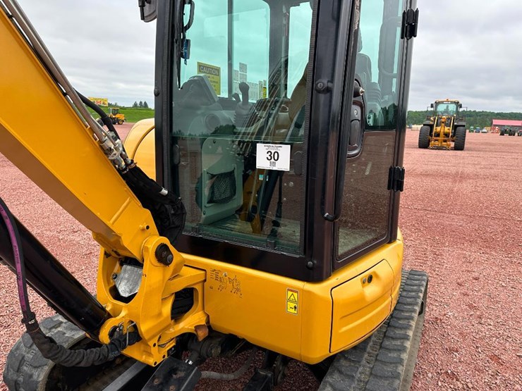 2019-caterpillar-303.5e2-cr-image-28