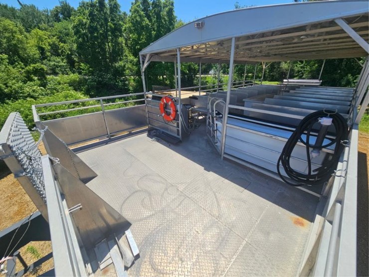 #2544-•-clark-boats-inc-50'-pontoon-boat-image-9