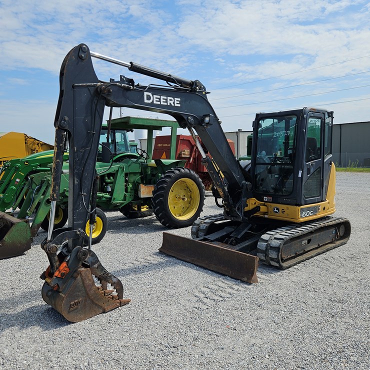 2019 DEERE 60G