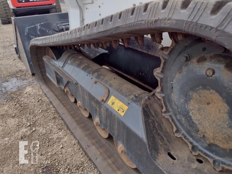 2023-bobcat-t770-image-24