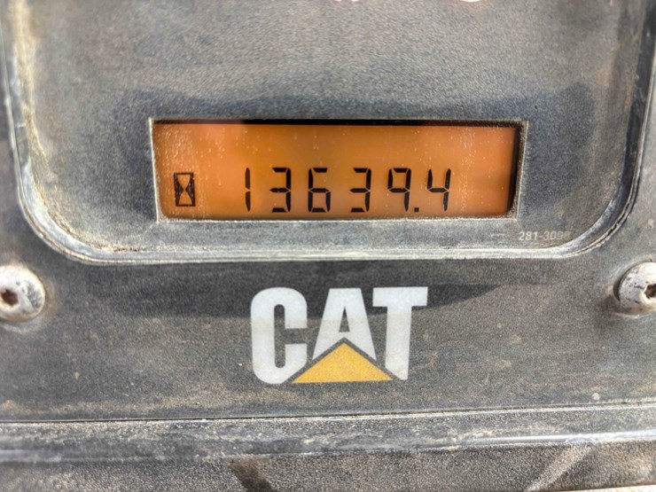 caterpillar-d6t-image-18