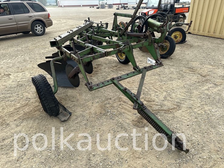 john-deere-5-image-2