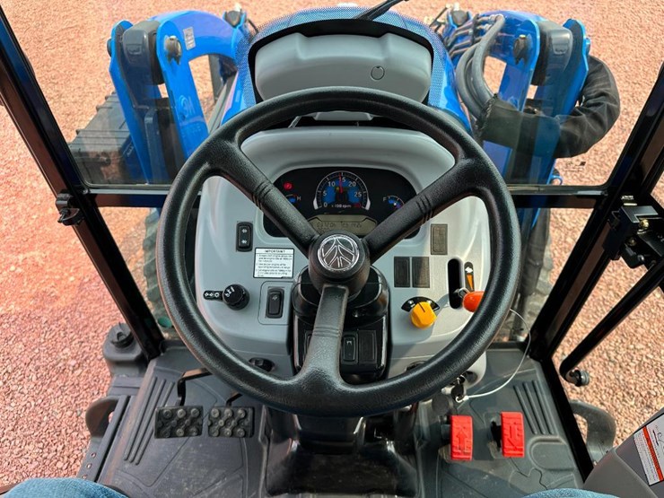 2020-new-holland-boomer-40-image-41