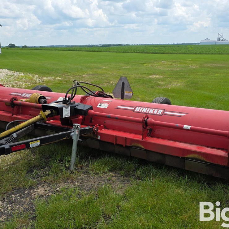 2004 HINIKER 1700