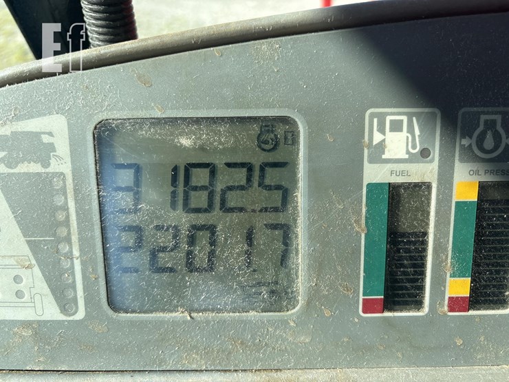 2002-massey-ferguson-8780-image-8