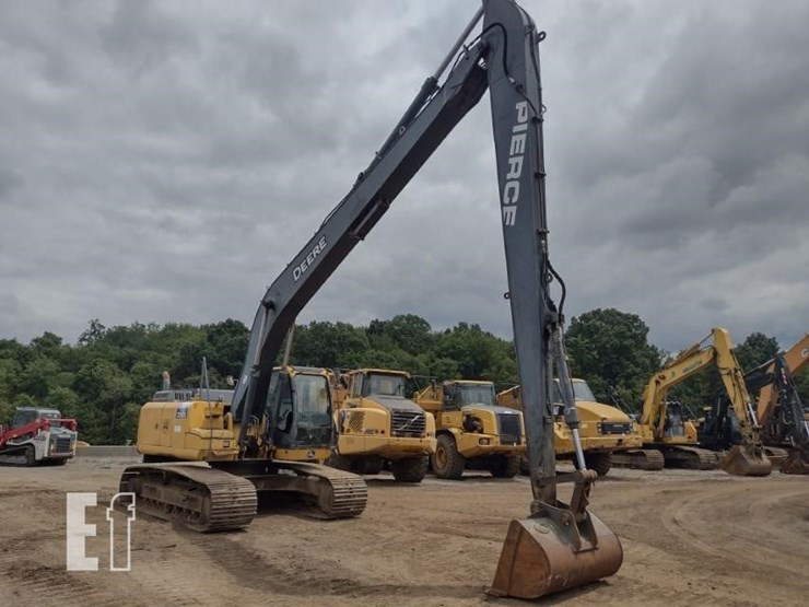 deere-210g-lc-image-52