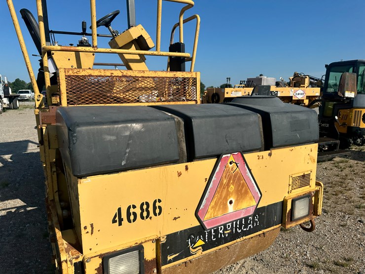 caterpillar-cb-434-image-19