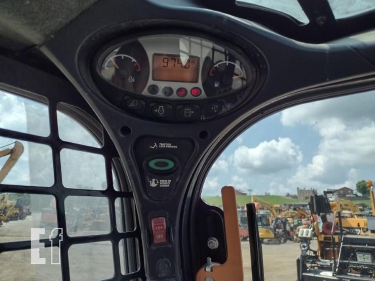 2018-bobcat-s570-image-7