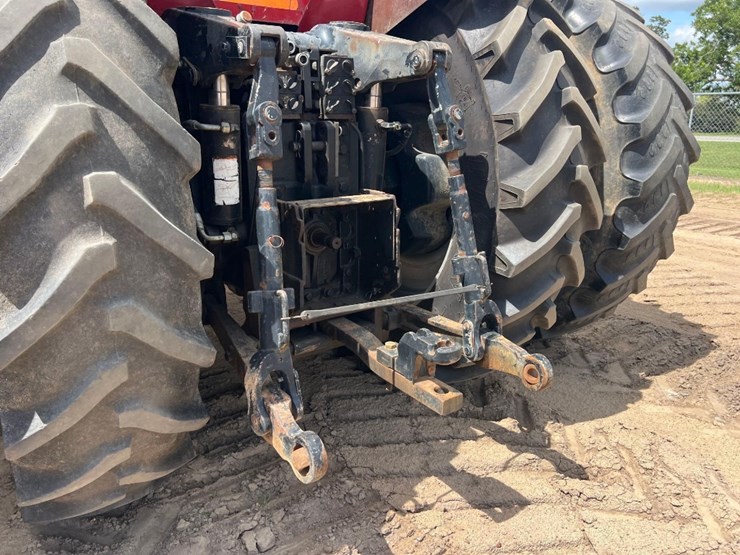 2002-case-international-mx270-tractor-image-13