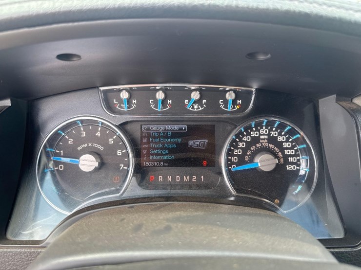 2013-ford-f150-lariat-image-23