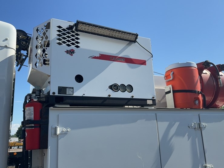 2016-kenworth-t370-image-17