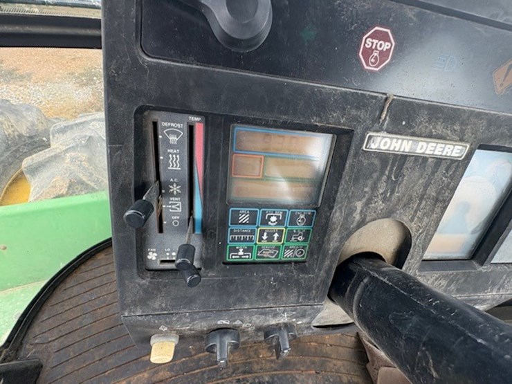john-deere-8560-image-54