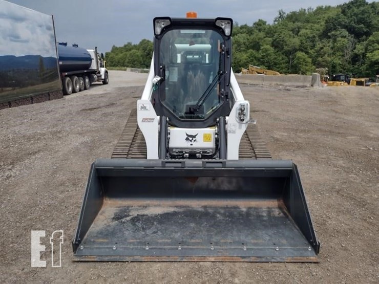 2023-bobcat-t770-image-2