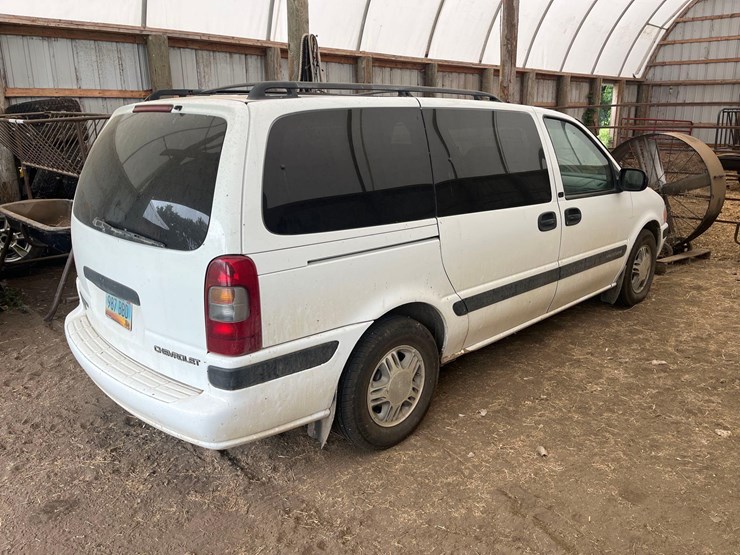 2000-chevrolet-venture-image-5