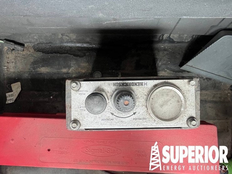 (x)-(16-1)-2013-cat-cc60s-t/a-truck-tractor-w/-pus-image-8