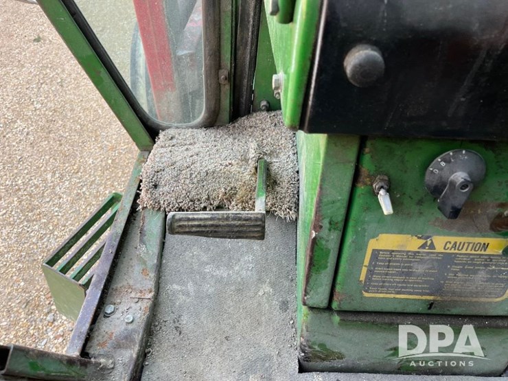 john-deere-4620-image-64