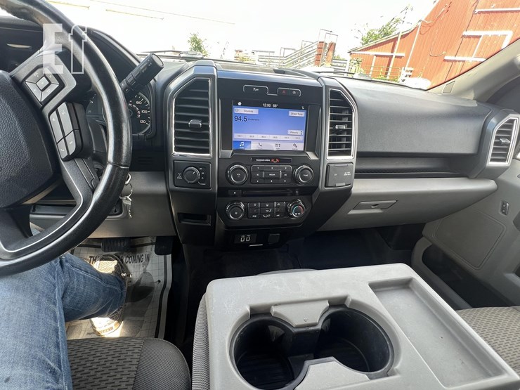 2017-ford-f150-xlt-image-11