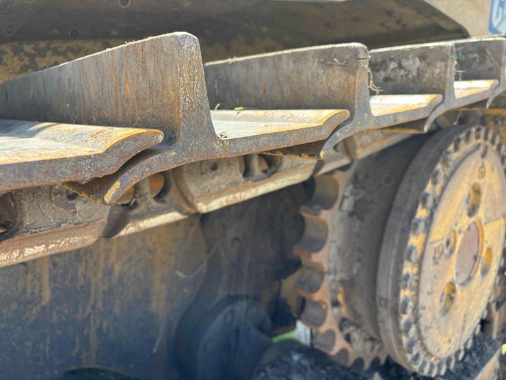 caterpillar-d6t-image-11