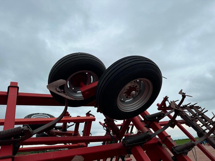 case-ih-4200-image-10