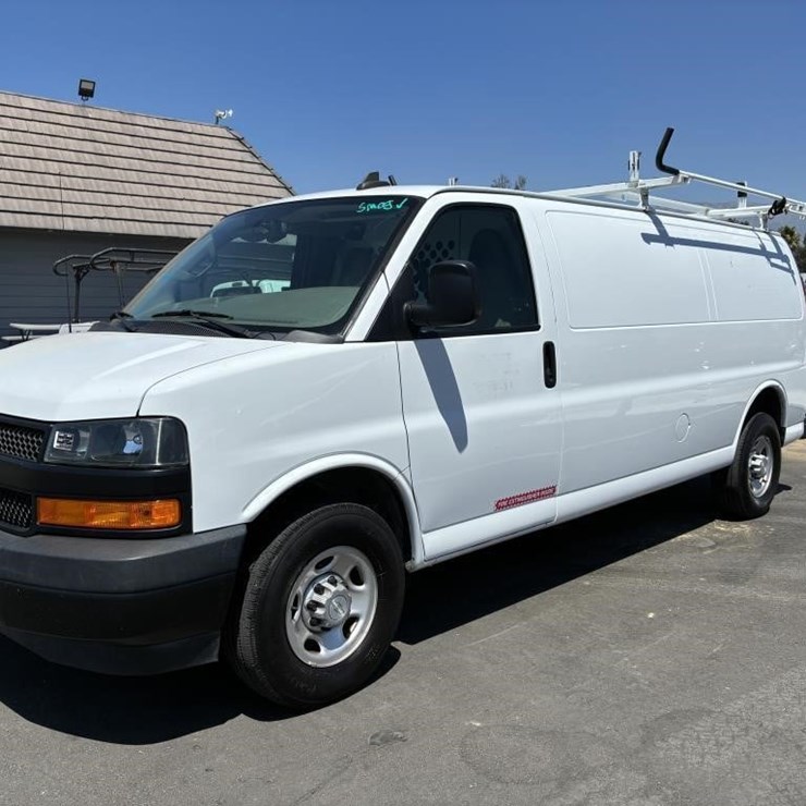 2021 CARGO EXPRESS