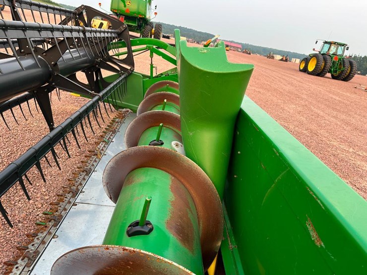 2009-john-deere-635f-image-28