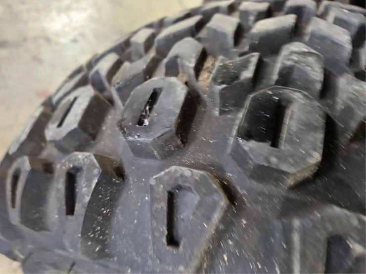 2013-john-deere-x530-image-27