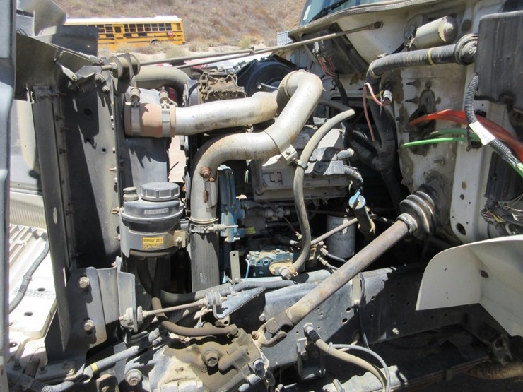 2000-international-4800-image-5