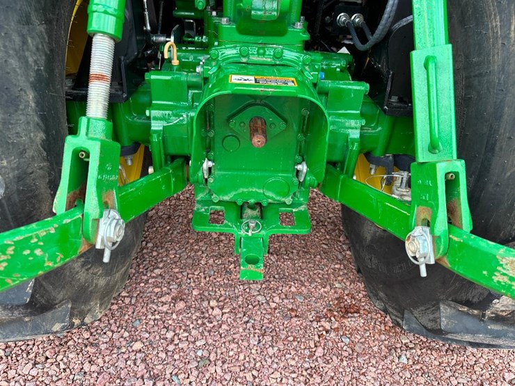 2022-john-deere-3033r-image-19