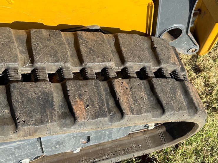 2021-deere-325g-image-14