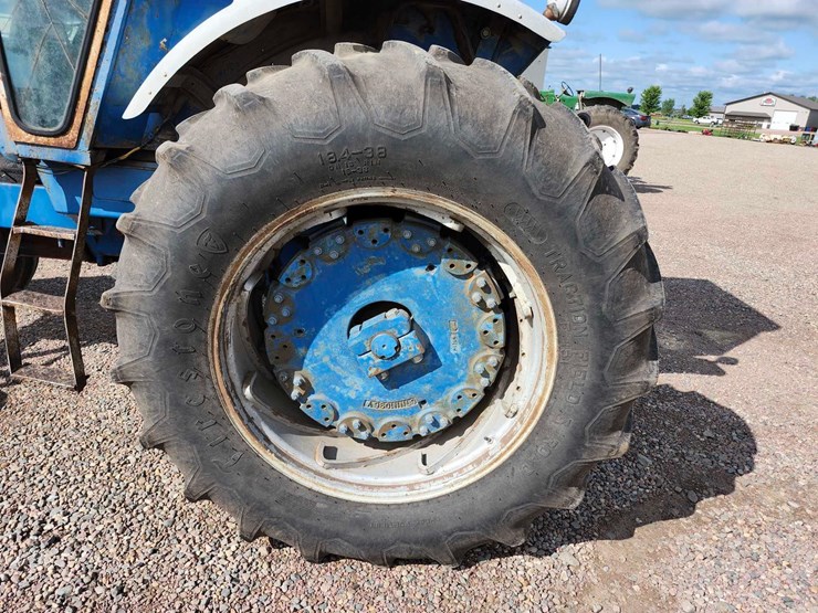 ford-8000-image-15