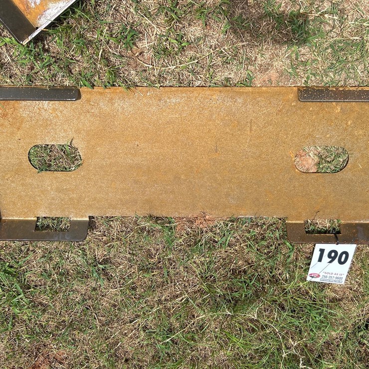 #190 • Skid Steer Mounting Plate
