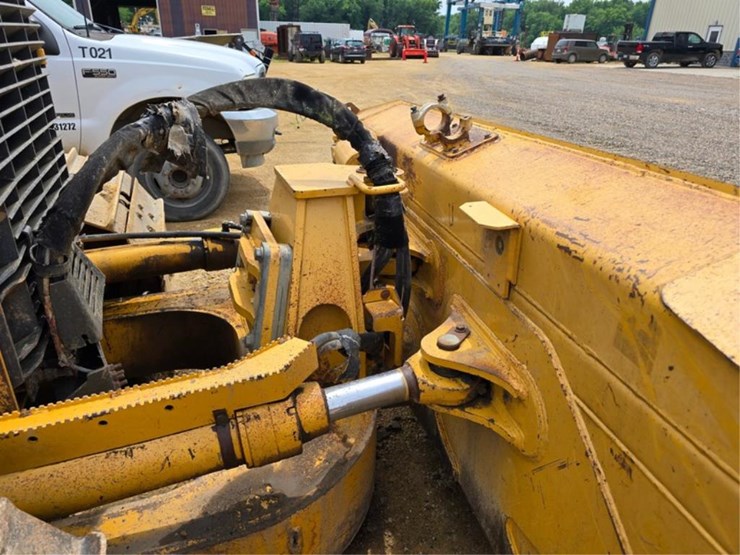 deere-750j-lgp-image-10