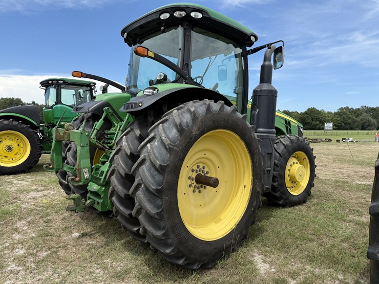 2014-john-deere-8270r-image-14