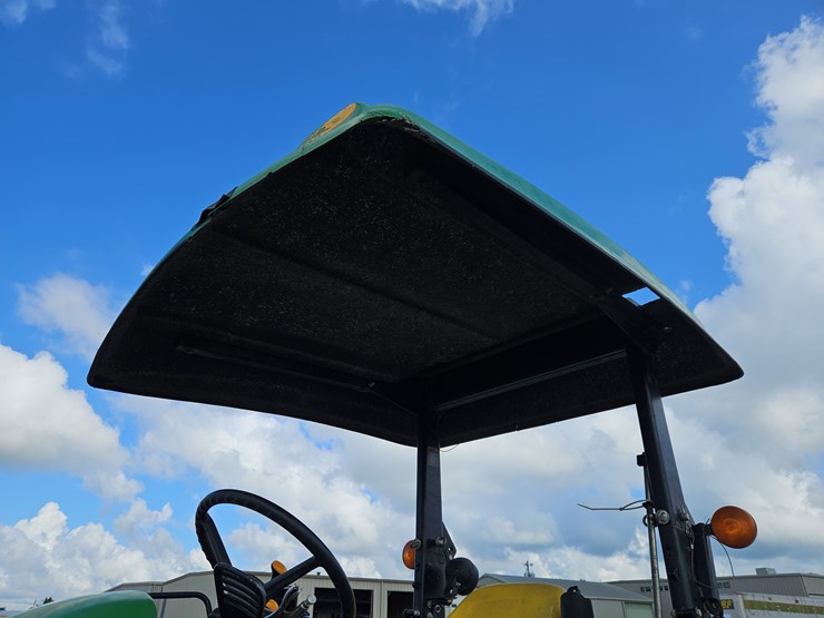 2017-john-deere-6120m-image-8
