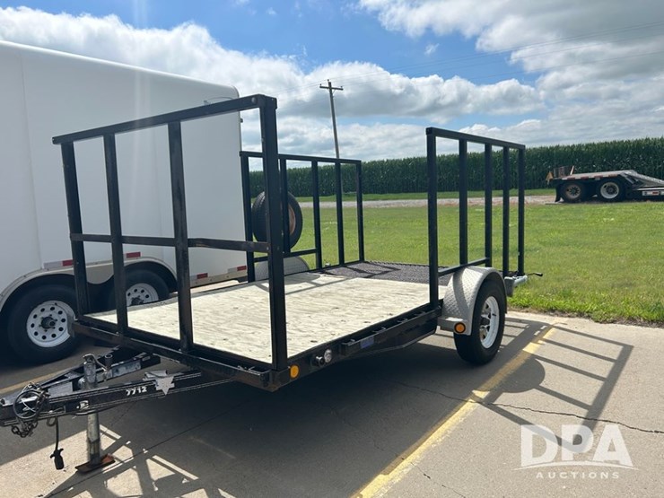 2011-pj-trailers-utility-trailer-(cp0683)-image-3