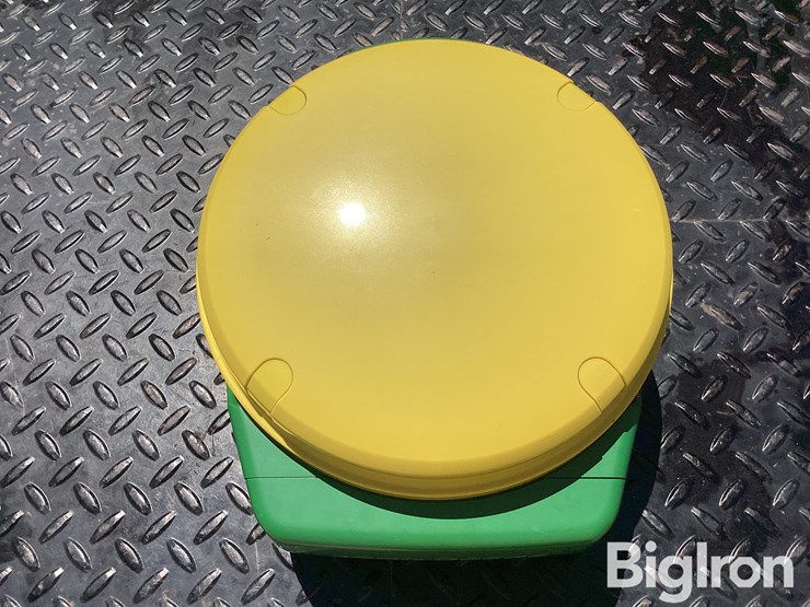 john-deere-starfire-7000-gps-globe-image-9