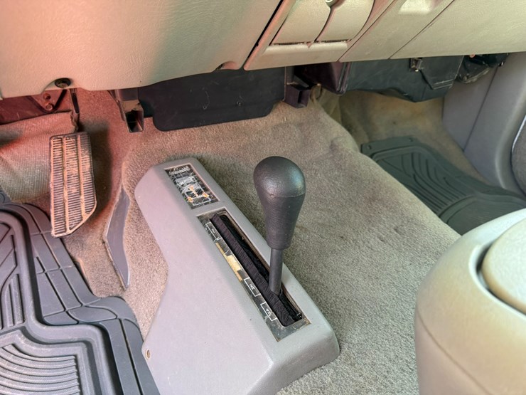 1996-chevrolet-3500-image-48