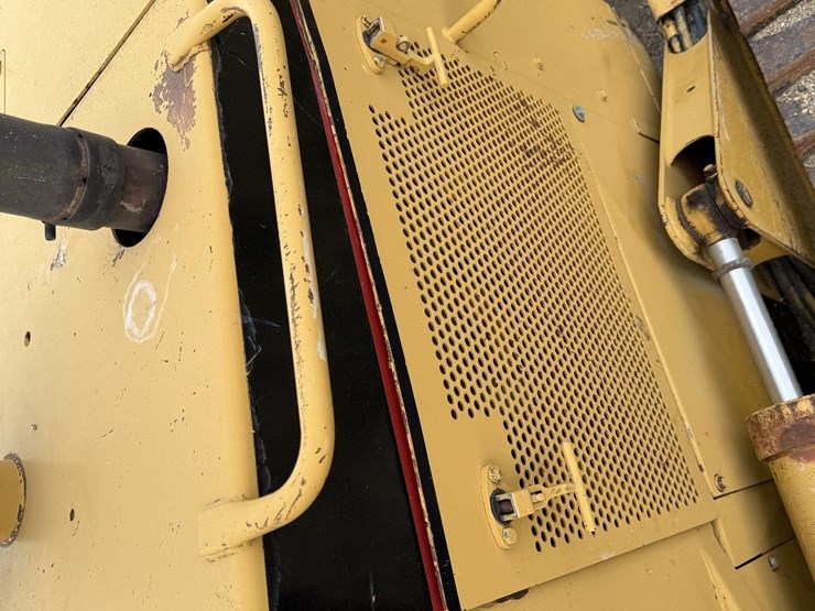caterpillar-d5m-lgp-ii-image-24