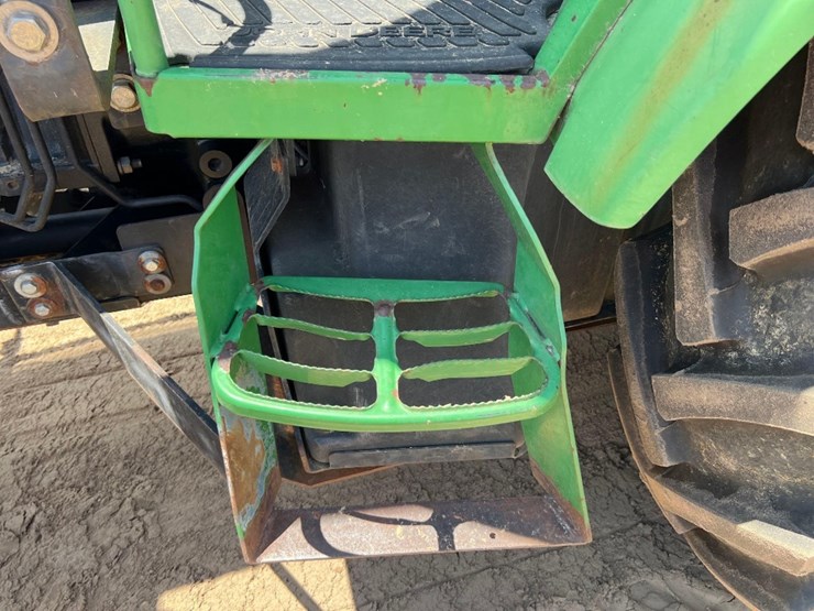 2004-john-deere-5320-image-21